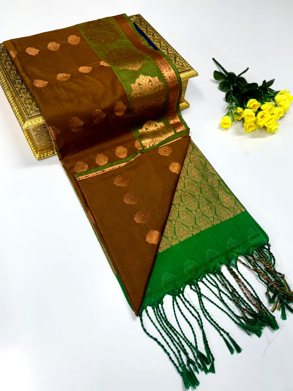 Luxury Border Pure Pattu Soft Silk Saree – 75 Dineyar Yarn Weaving with 2/2 Warp Thana Silk, Butta Work & Rich Contrast Pallu