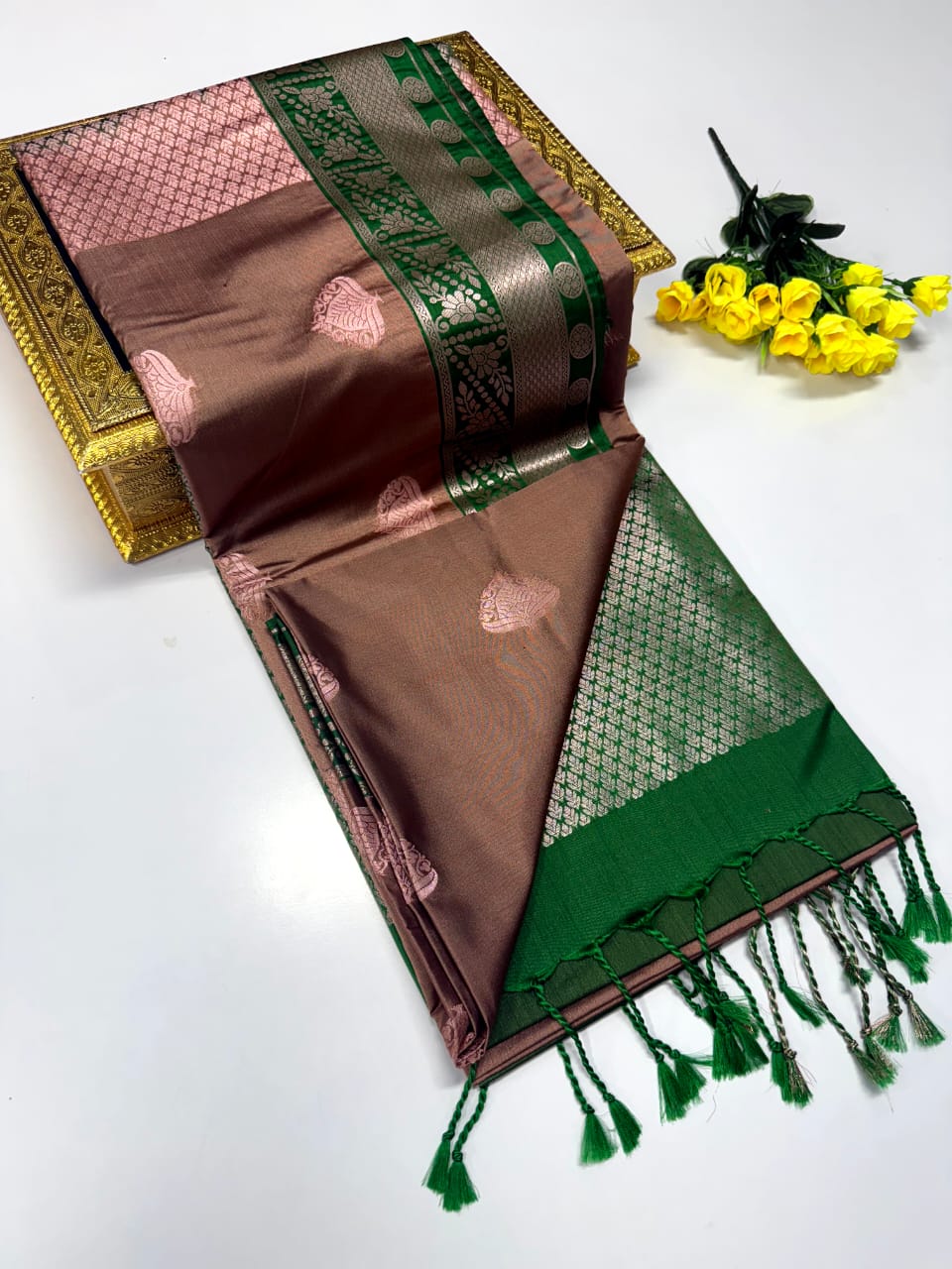 Luxury Border Pure Pattu Soft Silk Saree – 75 Dineyar Yarn Weaving with 2/2 Warp Thana Silk, Butta Work & Rich Contrast Pallu