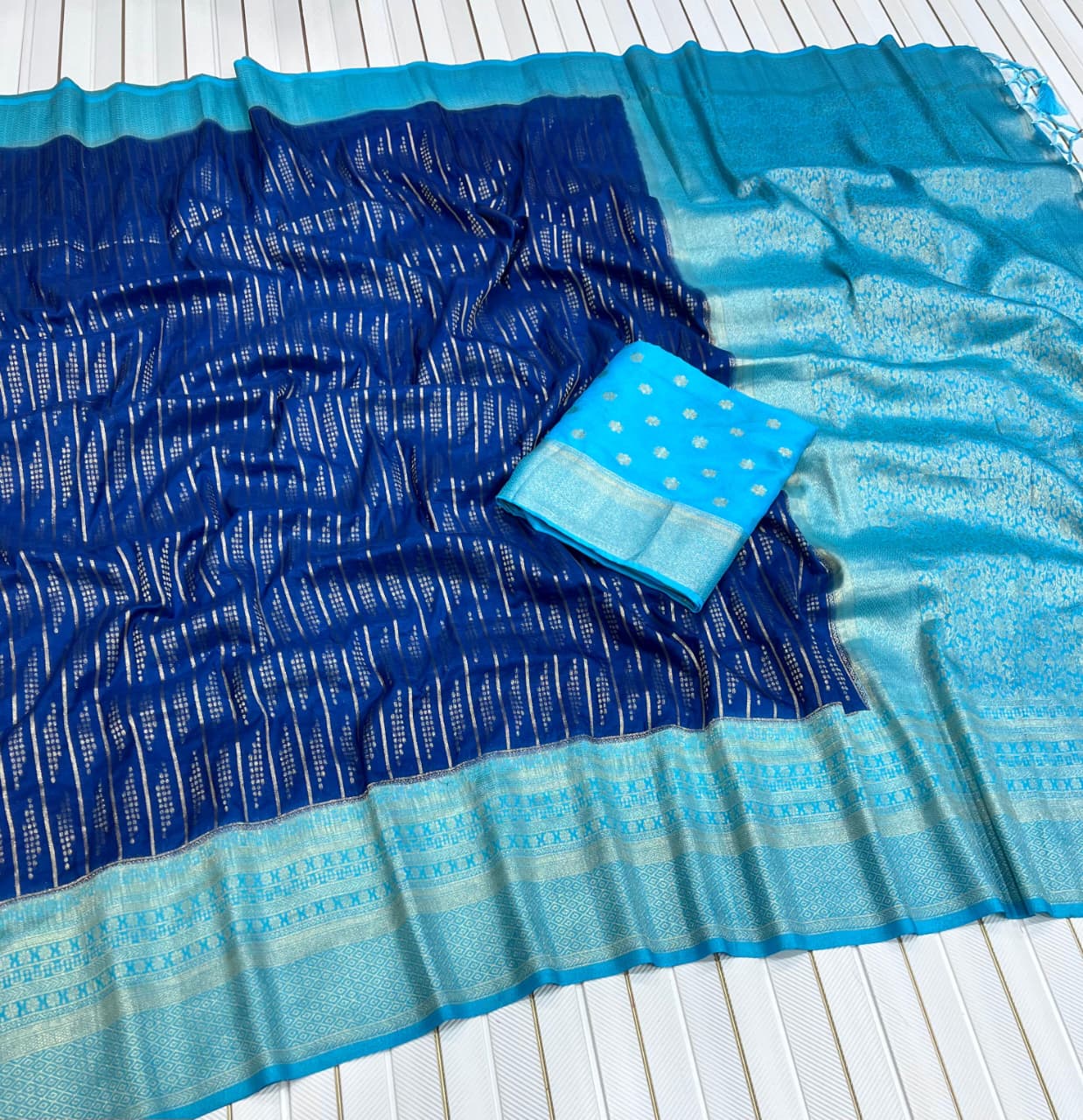 Pure Khaddi Crepe Georgette Saree with Rich Zari Weaving Border & Contrast Hand-Dyed Pallu | Original Hand Chaap Dye Saree with Running Blouse Piece | Premium Traditional Saree for Women