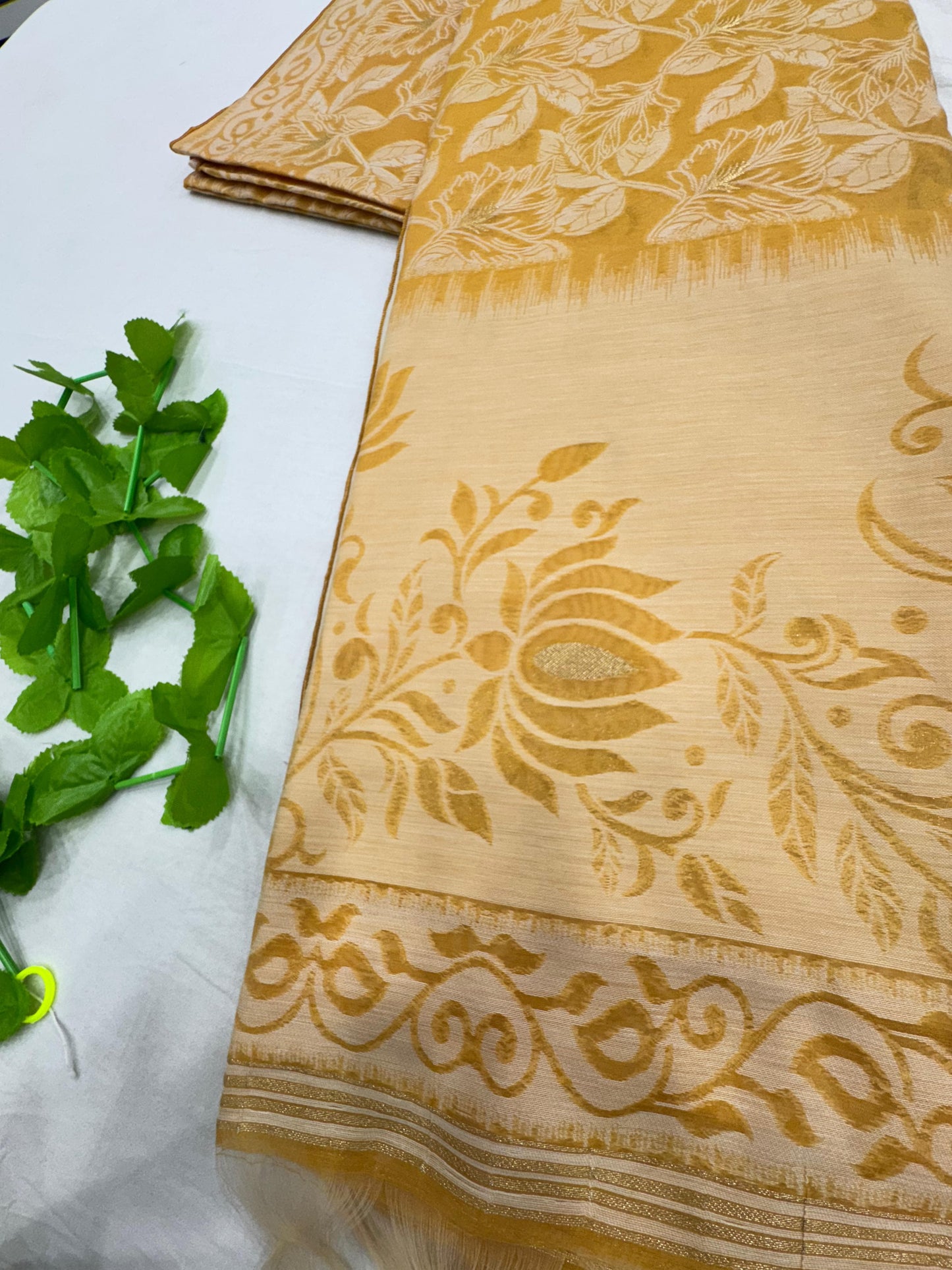 Premium Jamdani Weaving Mul Cotton Saree for Women | Soft Cotton Saree with Resham Weaving Pallu & Floral Jal Design | Traditional Saree with Running Blouse Piece