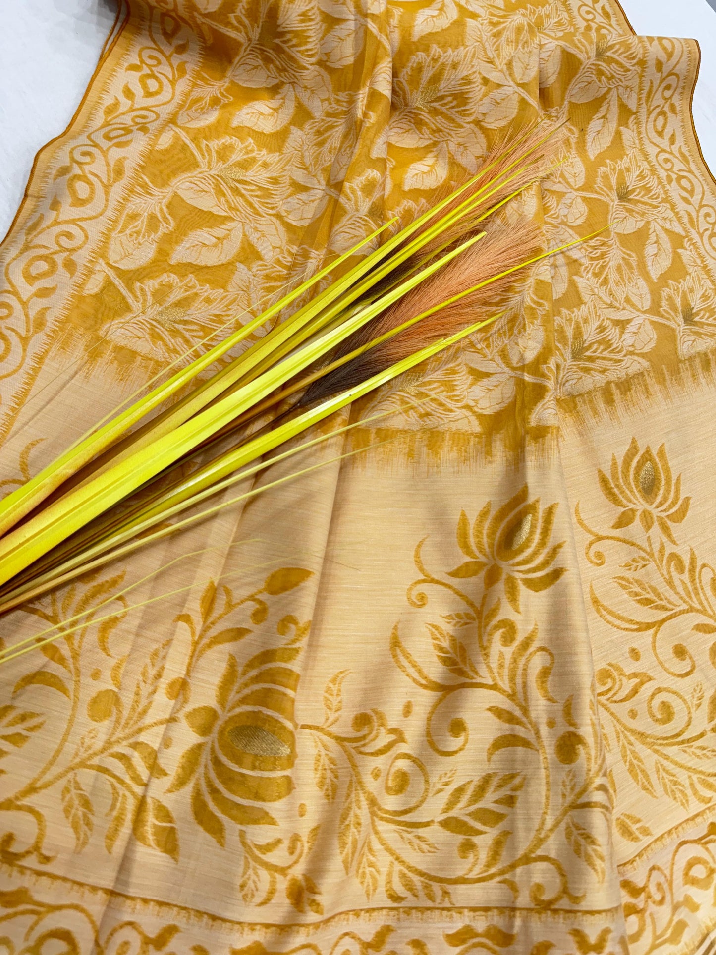 Premium Jamdani Weaving Mul Cotton Saree for Women | Soft Cotton Saree with Resham Weaving Pallu & Floral Jal Design | Traditional Saree with Running Blouse Piece