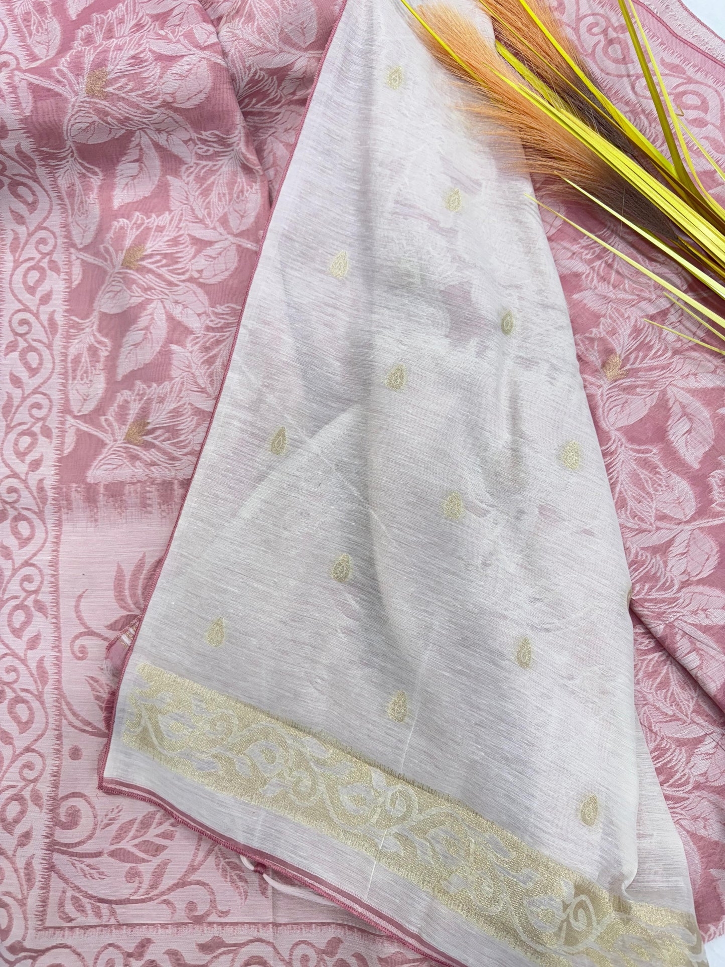 Premium Jamdani Weaving Mul Cotton Saree for Women | Soft Cotton Saree with Resham Weaving Pallu & Floral Jal Design | Traditional Saree with Running Blouse Piece