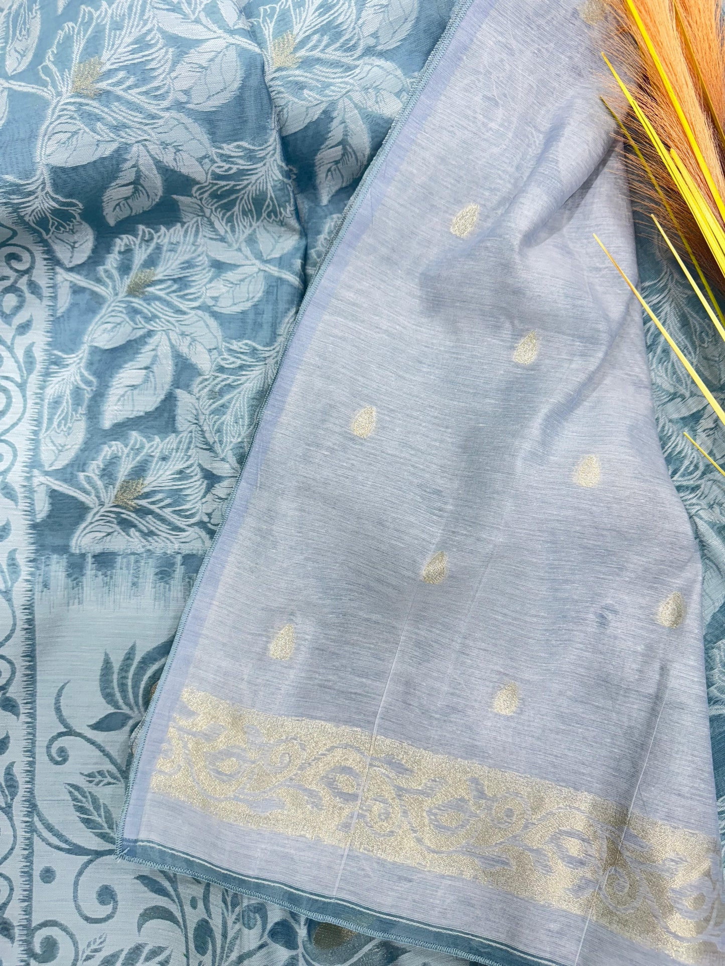 Premium Jamdani Weaving Mul Cotton Saree for Women | Soft Cotton Saree with Resham Weaving Pallu & Floral Jal Design | Traditional Saree with Running Blouse Piece