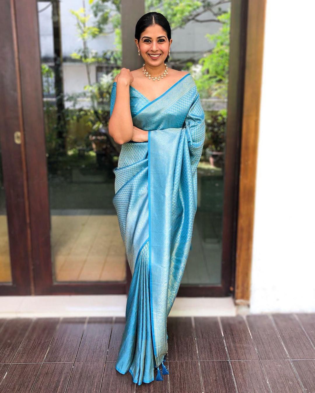 Elegant Soft Silk Saree for Women | Rich Pallu with All-Over Jacquard Weaving | Exclusive Jacquard Border Blouse Piece | Traditional Party & Wedding Wear Saree