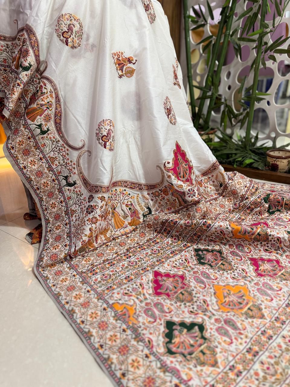 Pure Rajwadi Pashmina Silk Weaving Saree with Kashmiri Thread Work