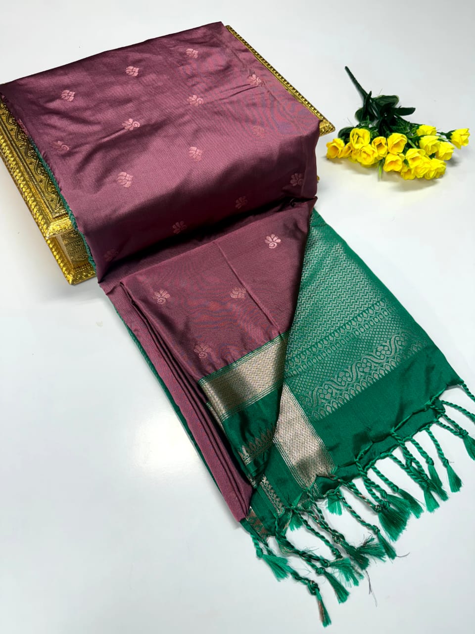 Luxury Border Pure Pattu Soft Silk Saree – 75 Dineyar Yarn Weaving with 2/2 Warp Thana Silk, Butta Work & Rich Contrast Pallu