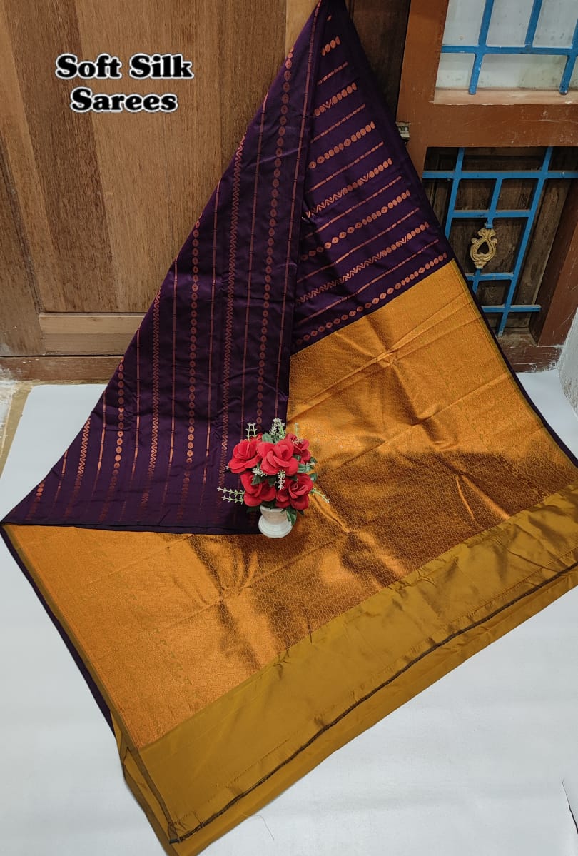 Kanchipuram Soft Silk Saree with All-Over Copper Zari Butta – Lightweight Rich Pallu & Contrast Blouse