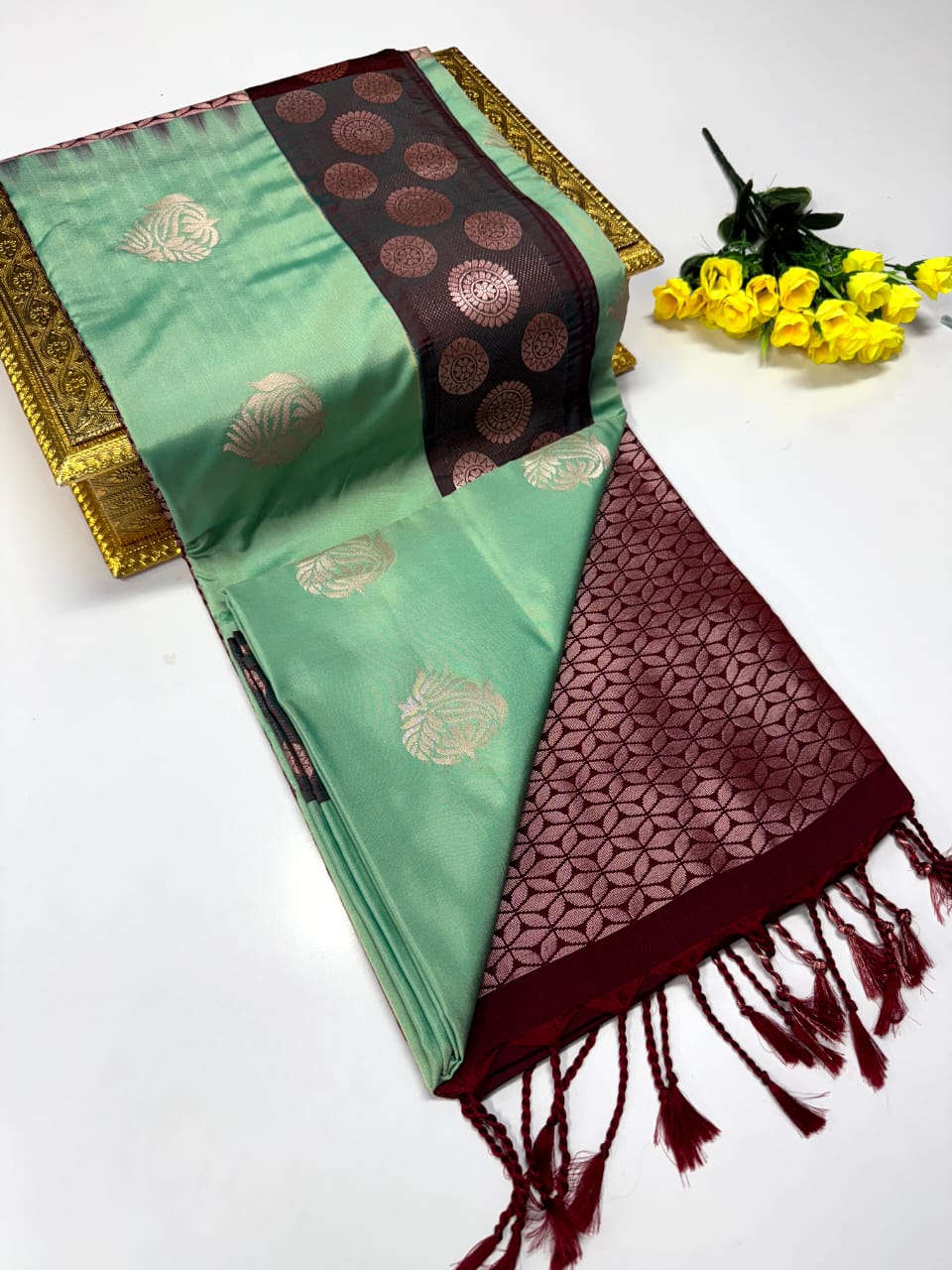 Luxury Border Pure Pattu Soft Silk Saree – 75 Dineyar Yarn Weaving with 2/2 Warp Thana Silk, Butta Work & Rich Contrast Pallu
