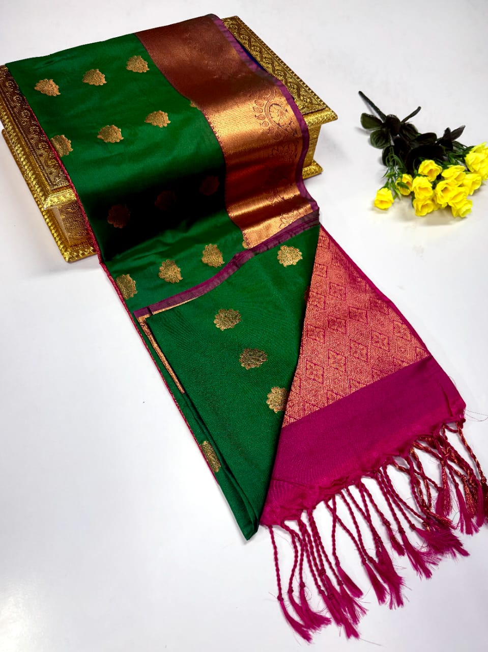 Luxury Border Pure Pattu Soft Silk Saree – 75 Dineyar Yarn Weaving with 2/2 Warp Thana Silk, Butta Work & Rich Contrast Pallu
