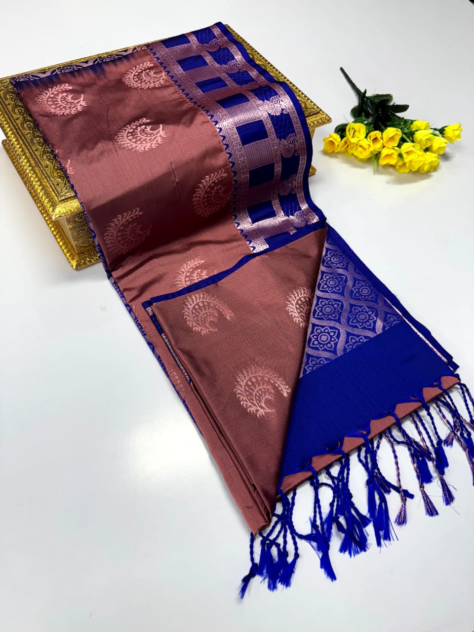 Luxury Border Pure Pattu Soft Silk Saree – 75 Dineyar Yarn Weaving with 2/2 Warp Thana Silk, Butta Work & Rich Contrast Pallu