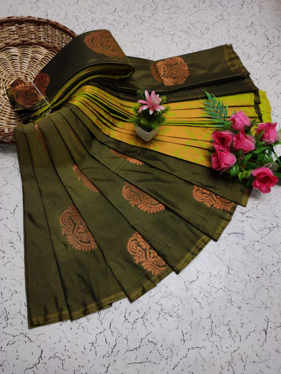 Premium Salem Elampillai Soft Silk Saree with Big Putta Work, Rich Pallu & Blouse – Lightweight