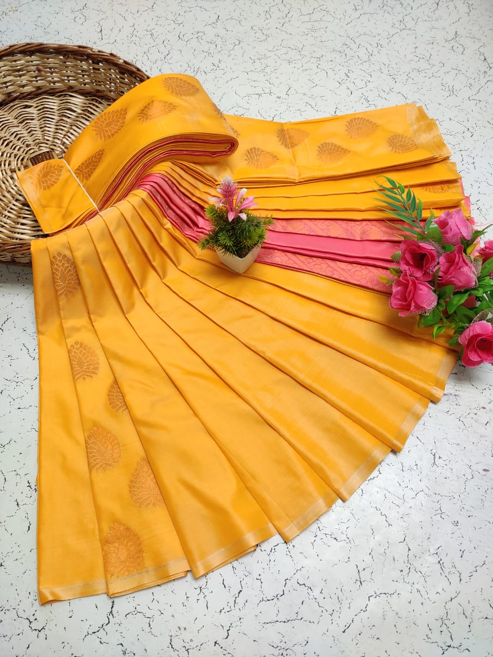 Premium Salem Elampillai Soft Silk Saree with Big Putta Work, Rich Pallu & Blouse – Lightweight