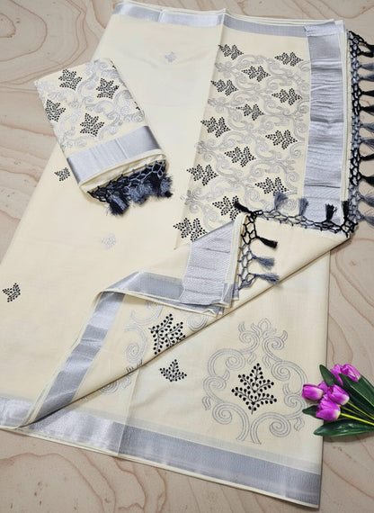 Kerala Kasavu Christmas Special Pure Cotton Saree with Embroidery – Traditional Festive Collection